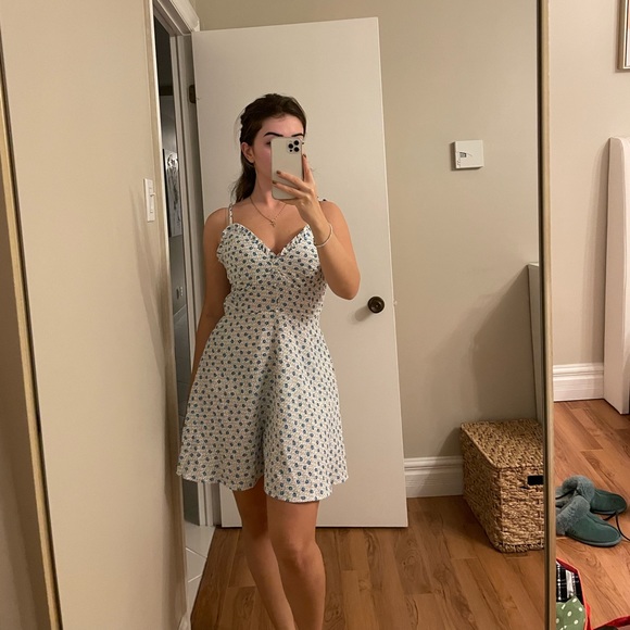 Flower Dress - Picture 1 of 2